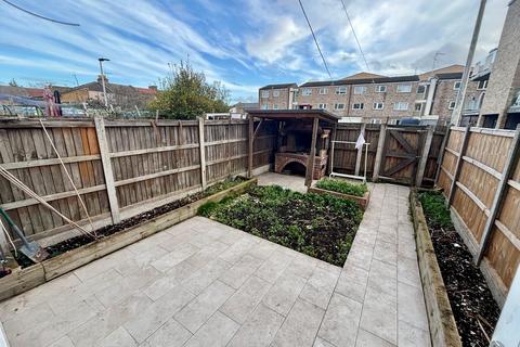 undefined, Buckingham Road, London, E15