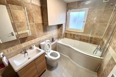 undefined, Buckingham Road, London, E15