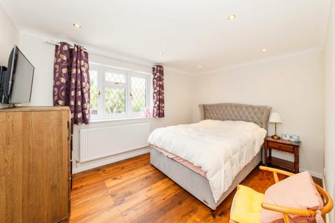 4 bedroom detached house for sale, Hilmanton, Reading, RG6