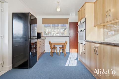 undefined, Rosedale Road, Grays