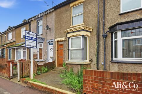 3 bedroom terraced house for sale, East Street, South Stifford, Grays