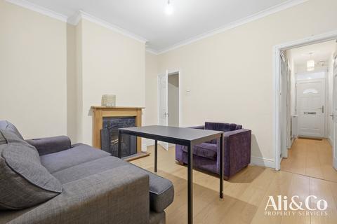 3 bedroom terraced house for sale, East Street, South Stifford, Grays