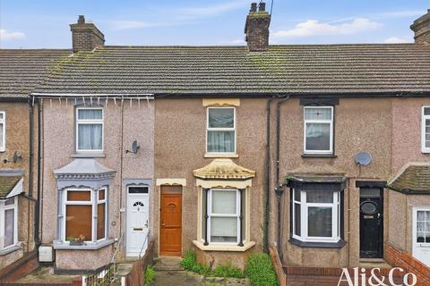 3 bedroom terraced house for sale, East Street, South Stifford, Grays