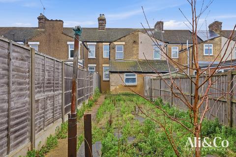 3 bedroom terraced house for sale, East Street, South Stifford, Grays