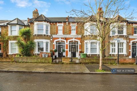 2 bedroom flat to rent, Manor Lane, London, SE12
