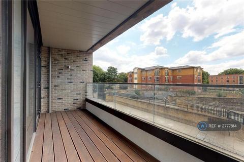 1 bedroom flat to rent, Kingsland High Street, London, E8