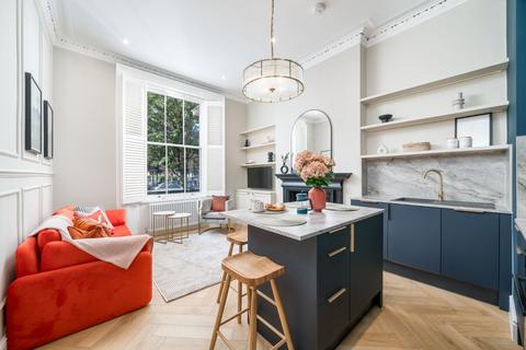 Claverton Street, London, SW1V