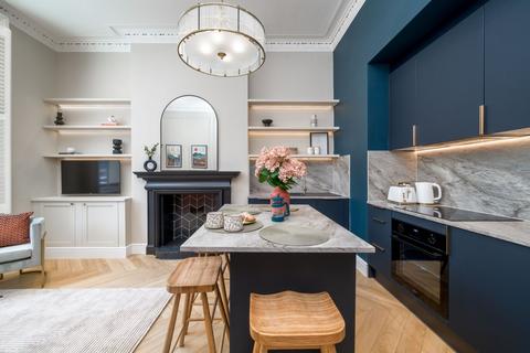 Claverton Street, London, SW1V
