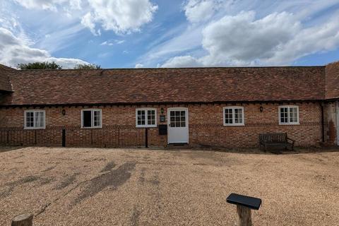 Office to rent, Seale Seale GU10 1HL