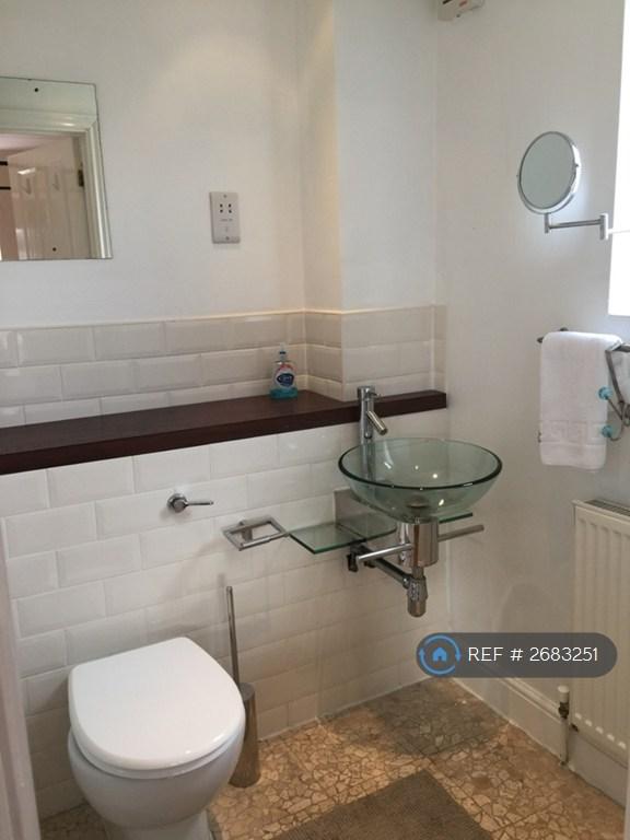 Ensuite Bathroom
