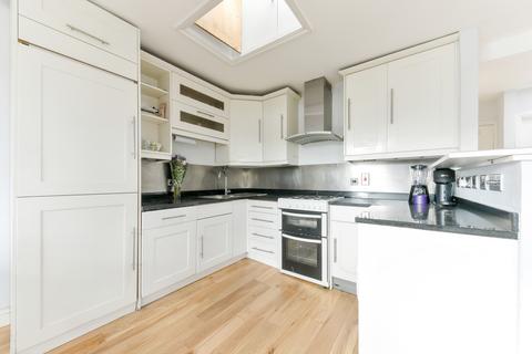 2 bedroom flat to rent, St Stephens Gardens, W2