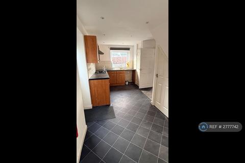 3 bedroom semi-detached house to rent, Abbot Road, Ilkeston, DE7