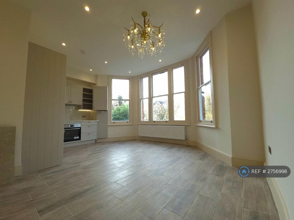 Open Plan Kitchen/Dining