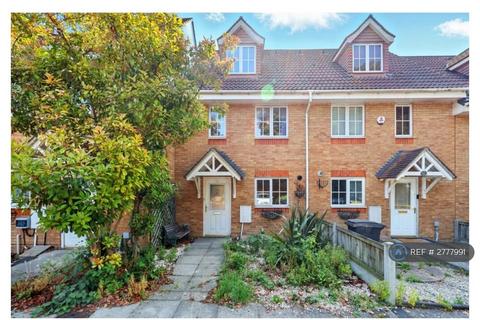 undefined, Keswick Gardens, Purfleet, RM19