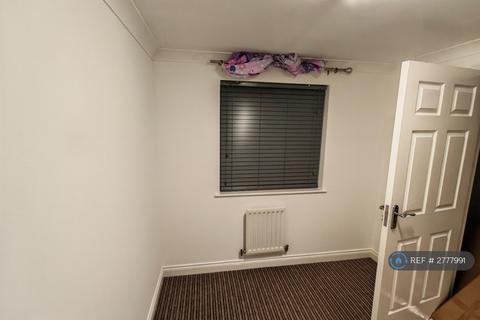 undefined, Keswick Gardens, Purfleet, RM19