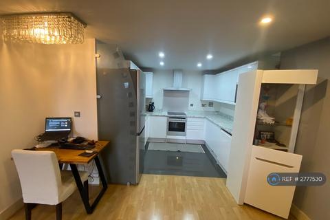 undefined, Crew Street, London, E14