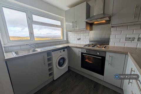 2 bedroom flat to rent, Cwmdare, Aberdare, CF44