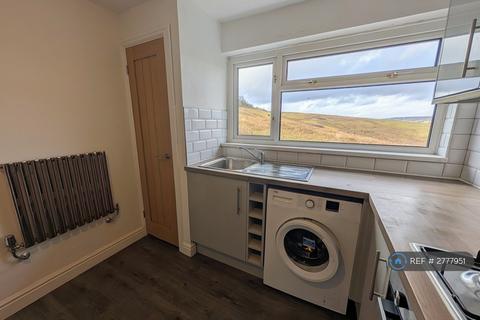 2 bedroom flat to rent, Cwmdare, Aberdare, CF44