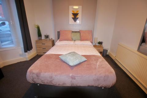 undefined, 4 Whitehall Terrace, Lincoln, Lincolnshire, LN1 1PQ, United Kingdom