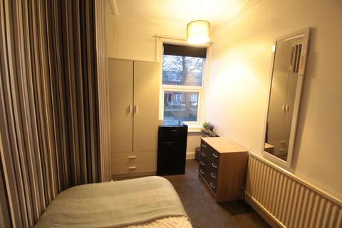 undefined, 4 Whitehall Terrace, Lincoln, Lincolnshire, LN1 1PQ, United Kingdom
