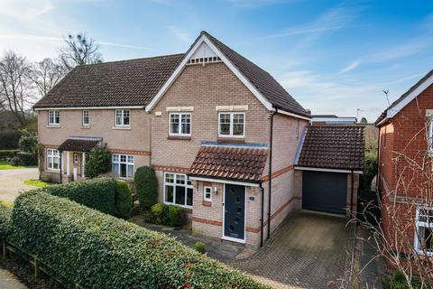 Lodge Farm Drive, Old Catton, Norwich