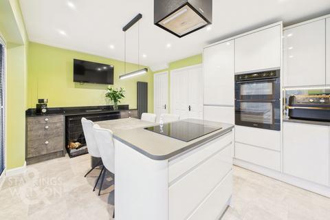 3 bedroom detached house for sale, Lodge Farm Drive, Old Catton, Norwich