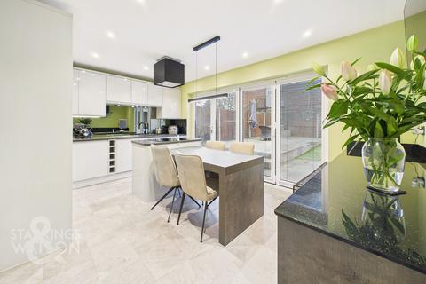 3 bedroom detached house for sale, Lodge Farm Drive, Old Catton, Norwich