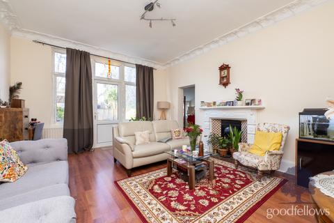 undefined, St. James Road, Sutton SM1