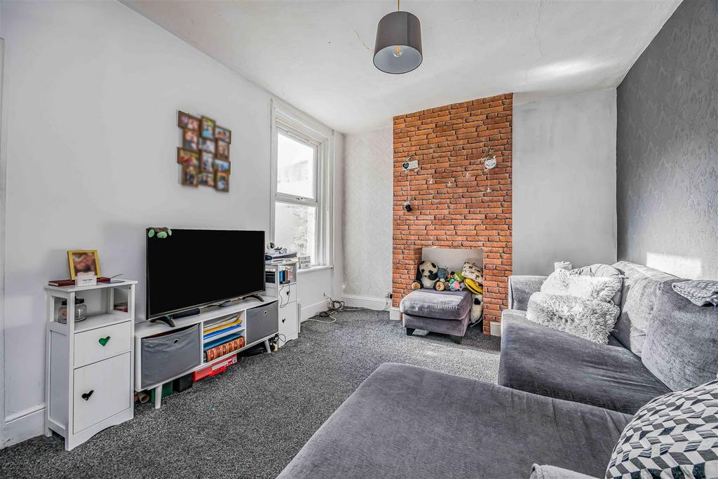 18 Lincon Road, Fratton-Small-Portico Marketing-Sol