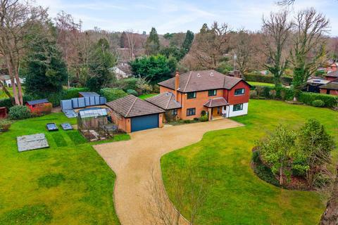 5 bedroom detached house for sale, Felcot Road, East Grinstead RH19