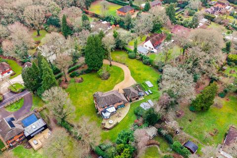 5 bedroom detached house for sale, Felcot Road, East Grinstead RH19