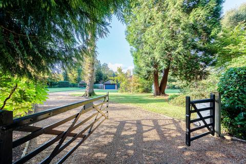 5 bedroom detached house for sale, Felcot Road, East Grinstead RH19