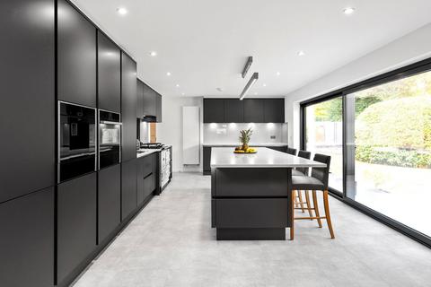 5 bedroom detached house for sale, Felcot Road, East Grinstead RH19