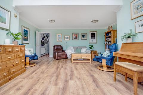 3 bedroom detached house for sale, Egerton Road, New Malden KT3