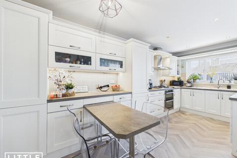 3 bedroom semi-detached house for sale, Bideford Avenue, Sutton Leach, WA9