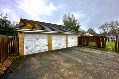 2 bedroom apartment for sale, Oakdene Vale, Leeds LS17