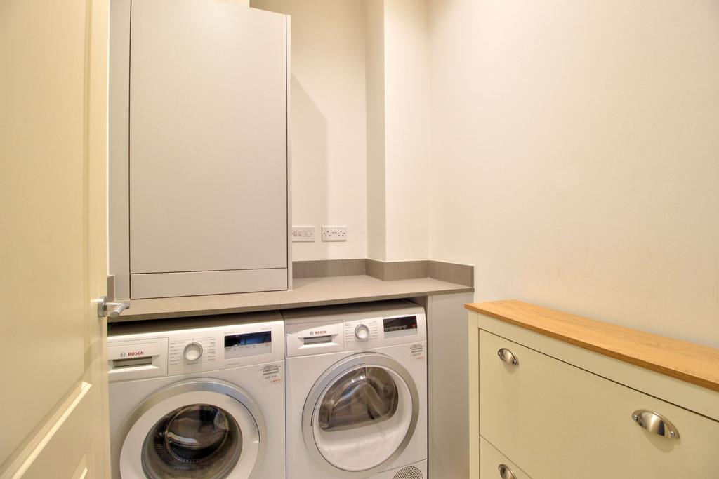 Laundry Room with under-floor heating