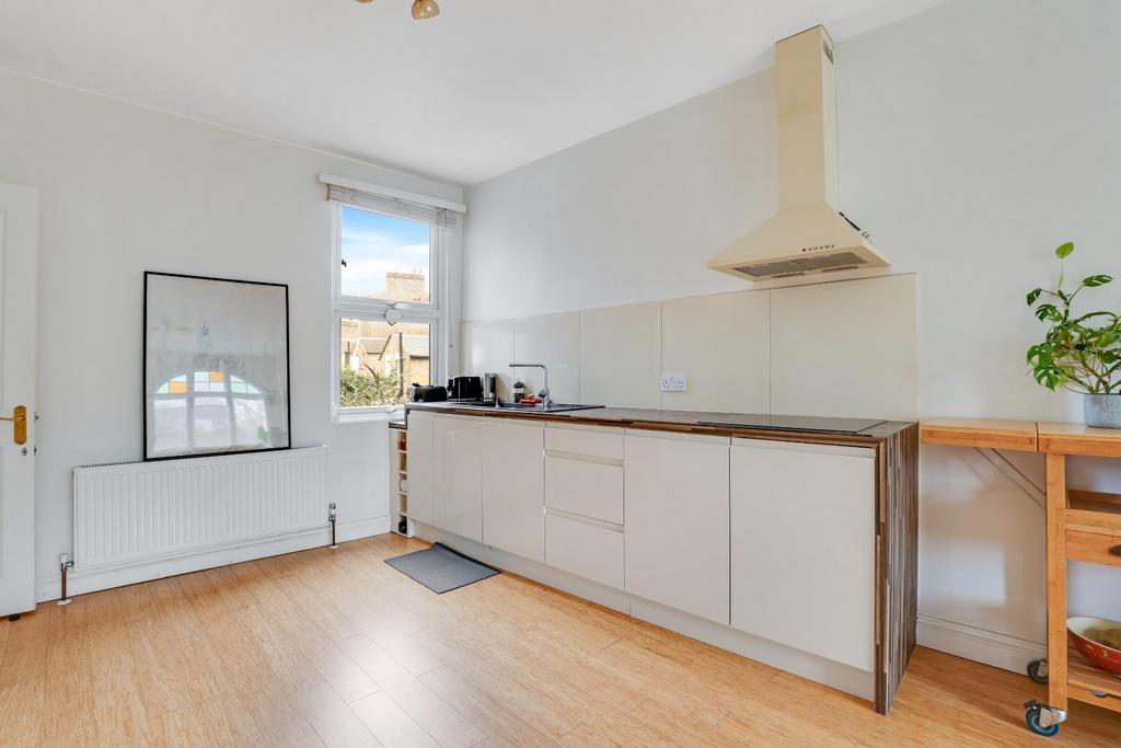 13-d91b JHProp World- 281 Sydenham Road - 7.jpg