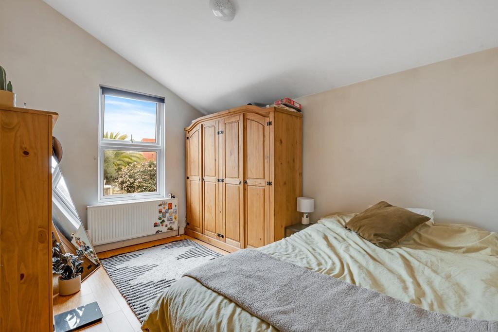 02-7360 JHProp World- 281 Sydenham Road - 19.jpg