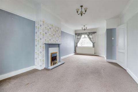 2 bedroom semi-detached bungalow for sale, Prince Avenue, Westcliff-On-Sea SS0