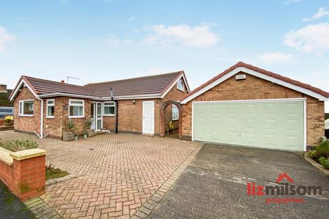2 bedroom detached bungalow for sale, Holly Bank Close, Newhall, Swadlincote DE11