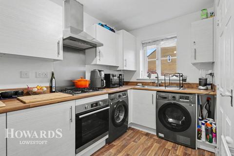undefined, Lupton Close, Oulton Broad
