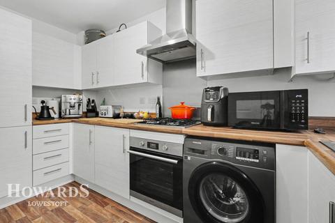 undefined, Lupton Close, Oulton Broad