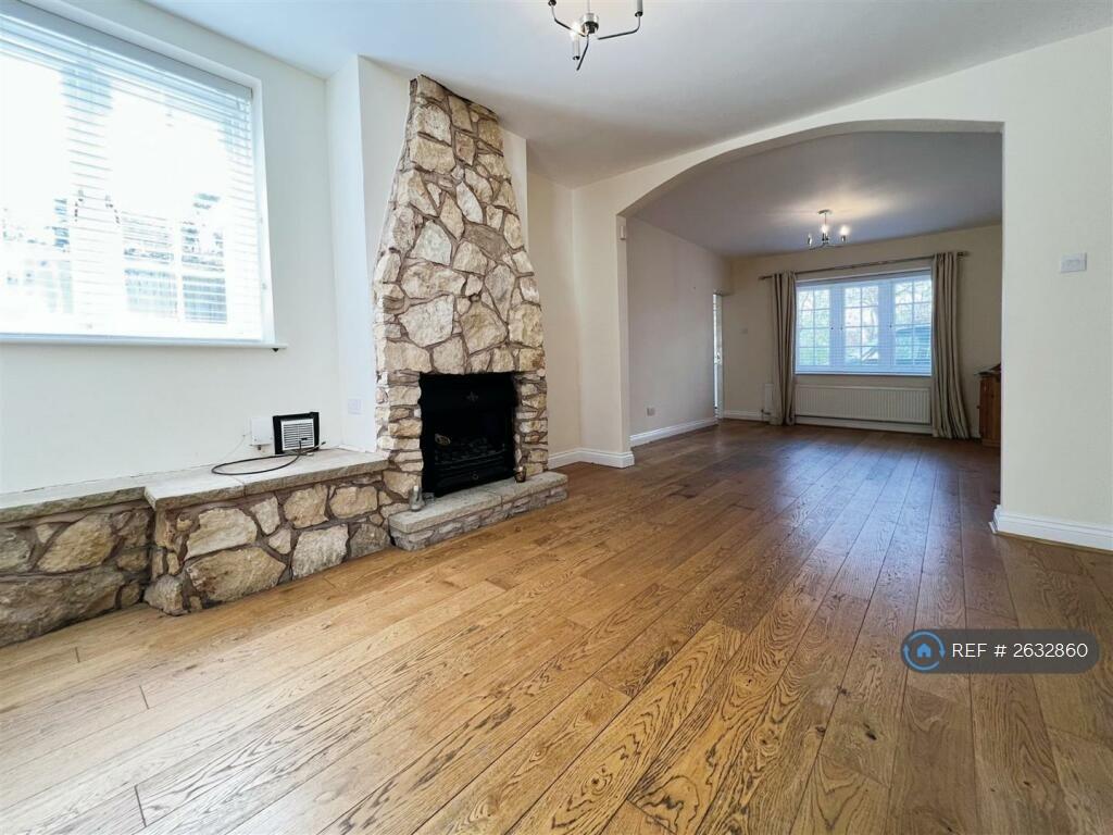 Living / Dining Room