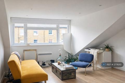 undefined, Goulton Road, London, E5