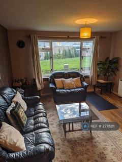 3 bedroom flat to rent, Kennedy Path, Glasgow, G4