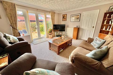 2 bedroom detached bungalow for sale, Freshwater, Isle of Wight