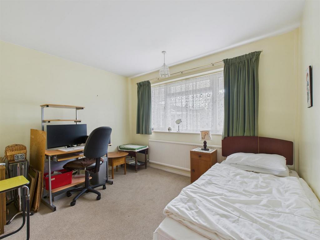 CAM03972 G0-PR0236-STILL012.jpg