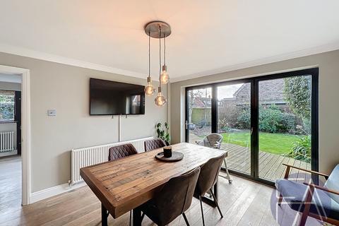 undefined, Lancaster Gate, Lancashire PR9