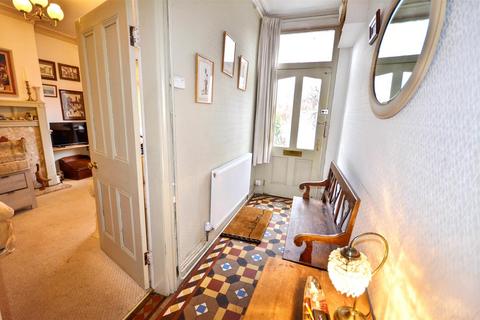 3 bedroom terraced house for sale, Newcastle Road, Stone